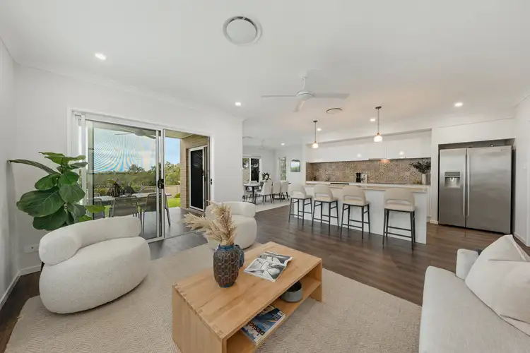 73 Capella Drive, Redland Bay QLD 4165