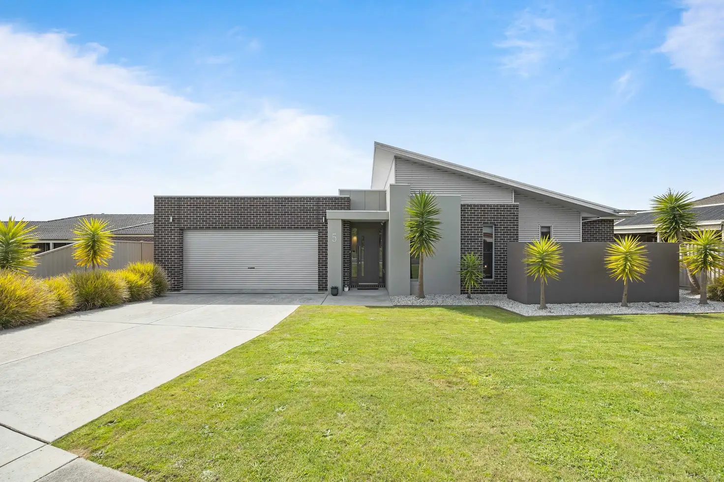 Main view of Homely house listing, 5 Harrier Drive, Invermay Park VIC 3350
