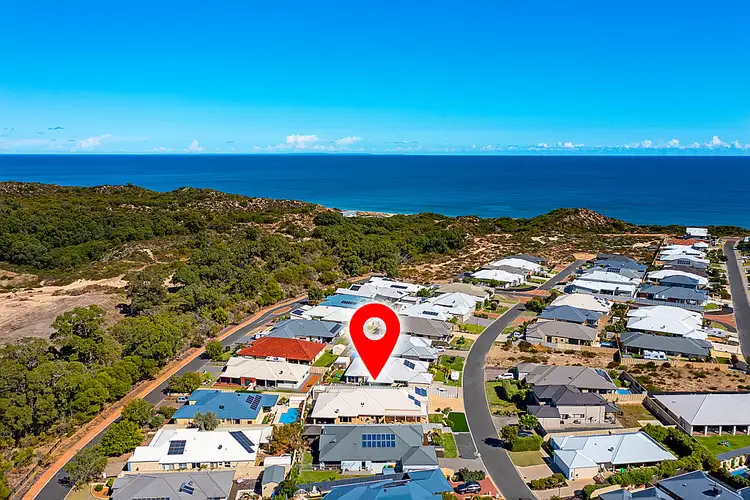 7 Lapwing Road, Dalyellup WA 6230