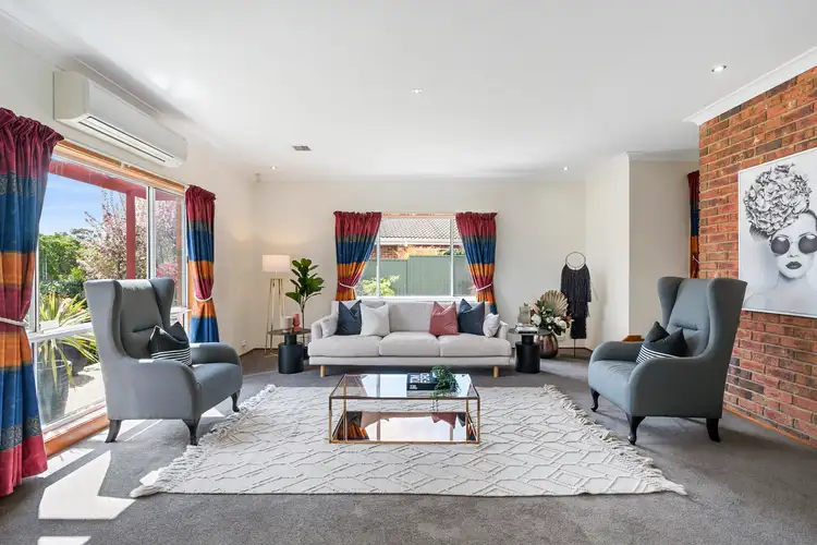 Second view of Homely house listing, 2 Delprat Circuit, Monash ACT 2904