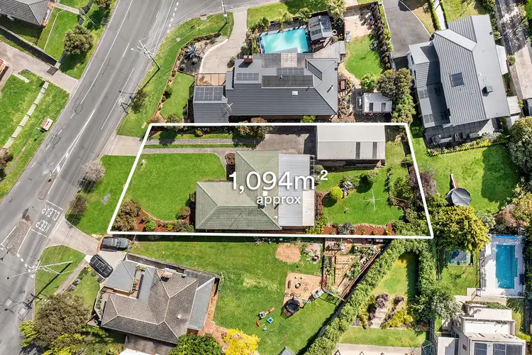 252 Scenic Road, Highton VIC 3216