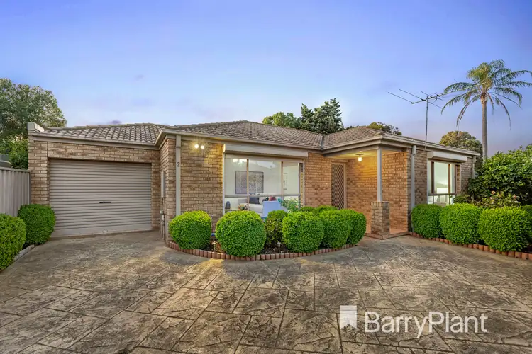 2/73 Avondale Avenue, St Albans VIC 3021