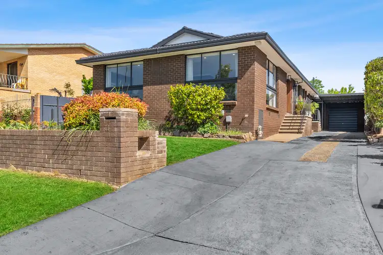 11 Waratah Street, Karabar NSW 2620