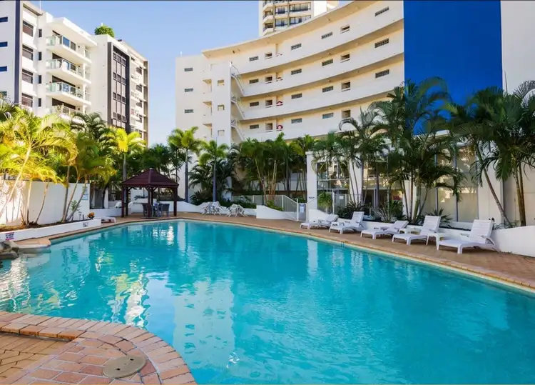 60/106 Marine Parade