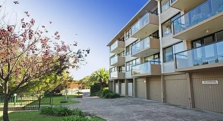3/162 Kurraba Road