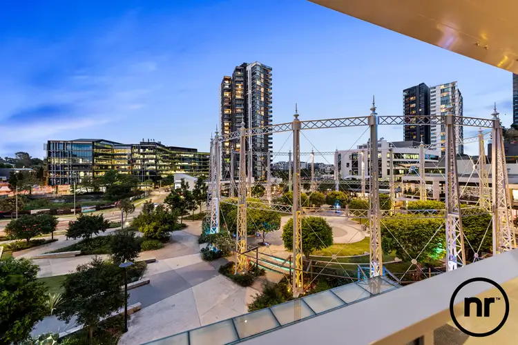 301/70 Longland Street, Newstead QLD 4006