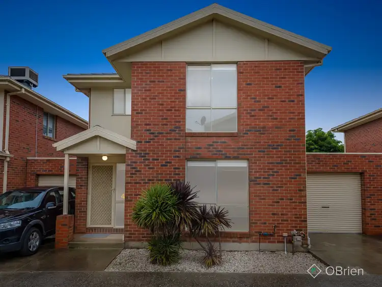 43 Village Avenue, Taylors Lakes VIC 3038