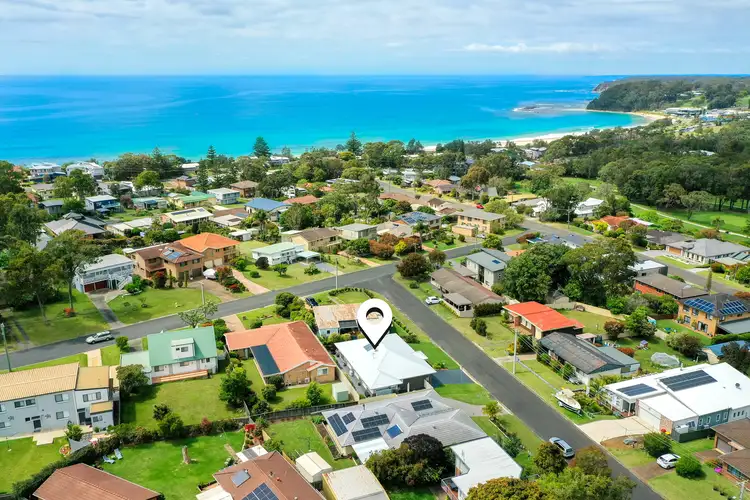 2A Latta Street, Mollymook Beach NSW 2539
