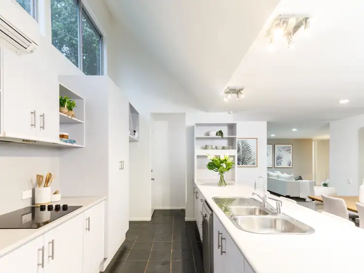 Fifth view of Homely house listing, 8 Lambeth Place, Chapel Hill QLD 4069