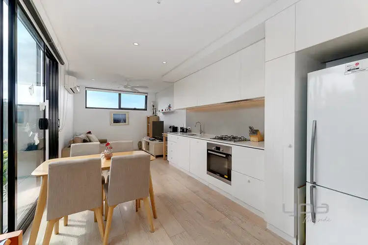 Fifth view of Homely apartment listing, 202/76 Barkly Street, St Kilda VIC 3182