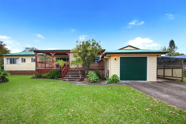 10 Kanooka Avenue
