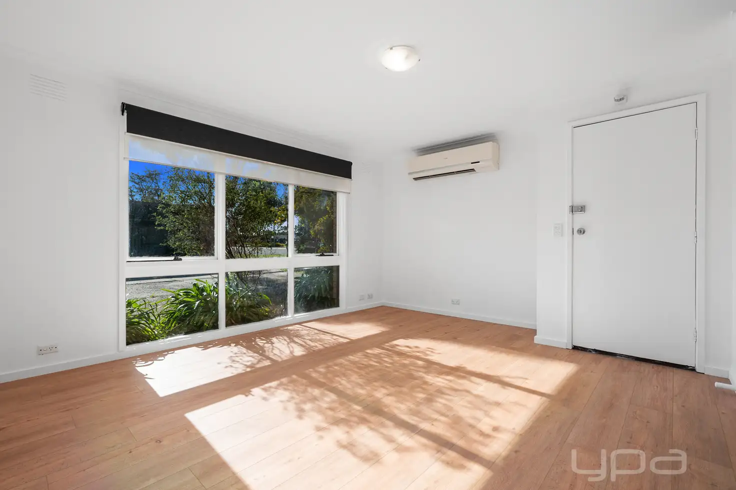 Main view of Homely unit listing, 1/137-139 Centenary Avenue, Melton VIC 3337