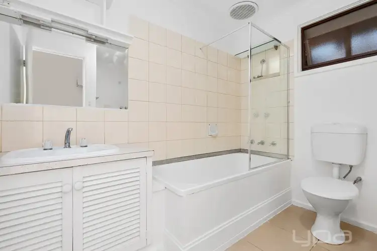 Sixth view of Homely unit listing, 1/137-139 Centenary Avenue, Melton VIC 3337