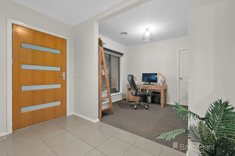 Second view of Homely house listing, 8 Moonlight Rise, Cranbourne East VIC 3977