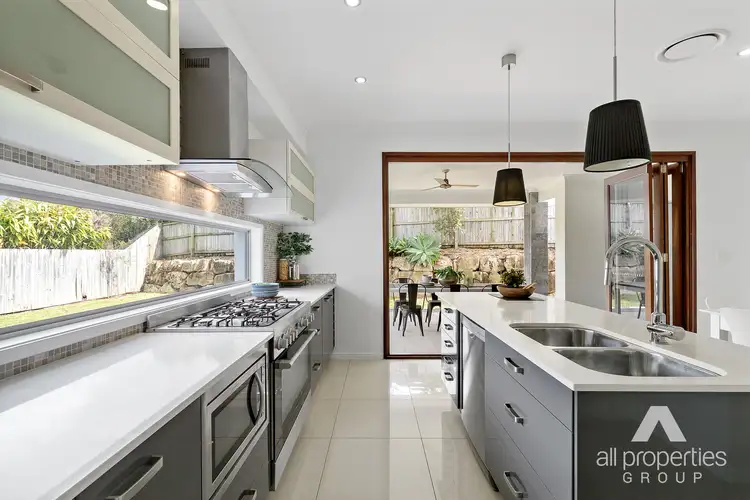 Second view of Homely house listing, 61 Tweeddale Circuit, Drewvale QLD 4116