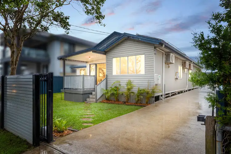5 Maine Road, Clontarf QLD 4019