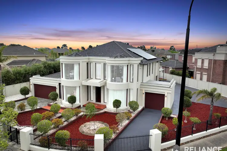 2 Lake Logan Way, Caroline Springs VIC 3023