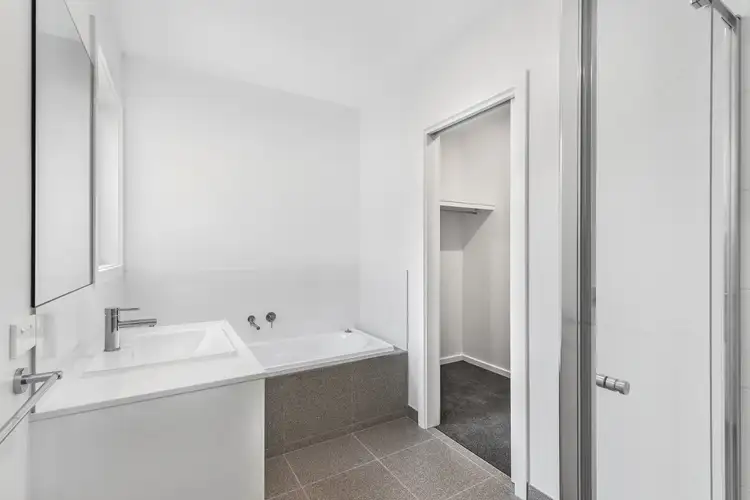 Fifth view of Homely unit listing, 1/90 Breakwater Road, Breakwater VIC 3219
