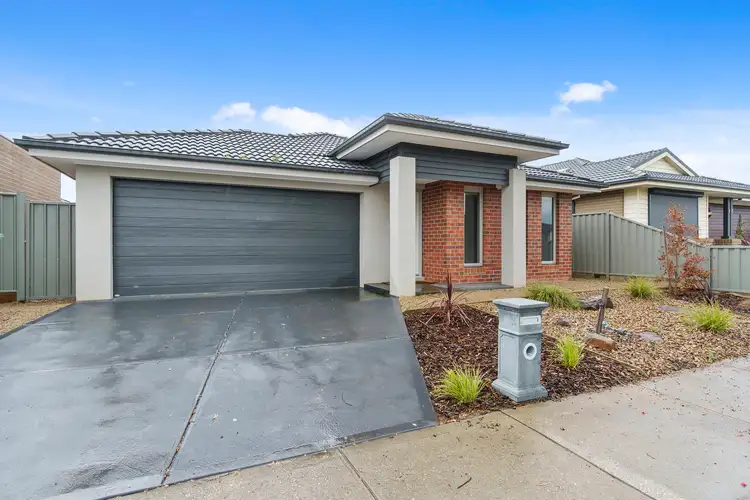 25 Perennial Drive, Kurunjang VIC 3337