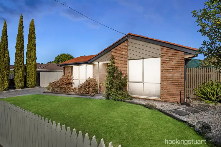 13 Benambra Way