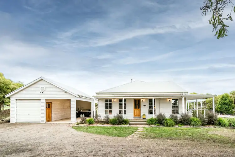30 Roseneath Road, Warncoort VIC 3243