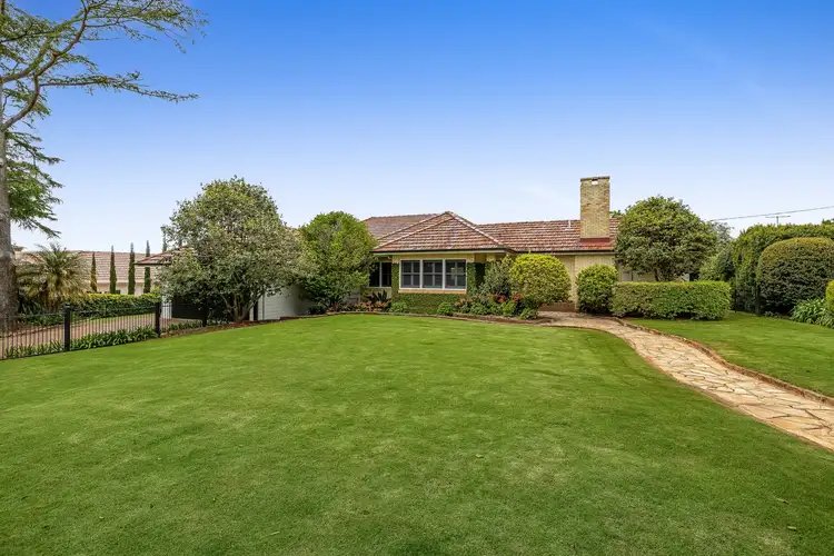 17 Campbell Street, East Toowoomba QLD 4350