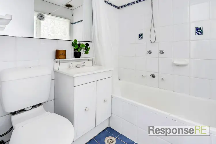 Third view of Homely villa listing, 6/39 The Parkway, Bradbury NSW 2560