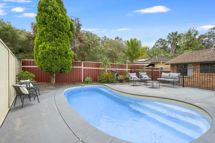 15 Cedar Close, Metford NSW 2323