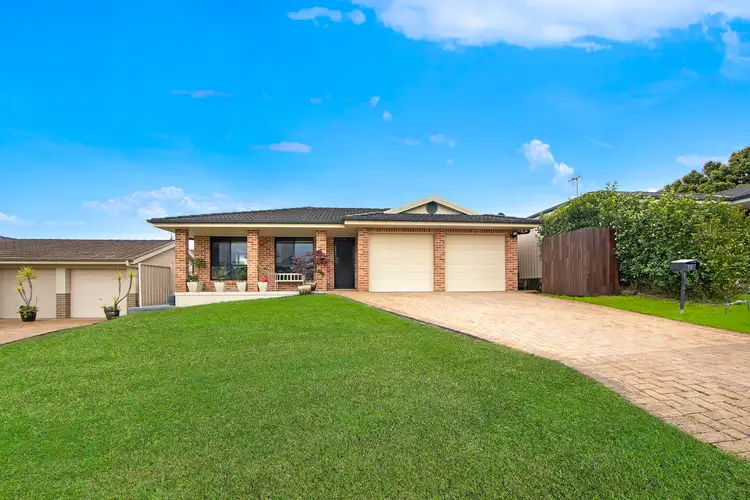 12 Yarra Place, Wadalba NSW 2259