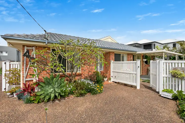Main view of Homely unit listing, 1/49 Boomerang Road, Blue Bay NSW 2261