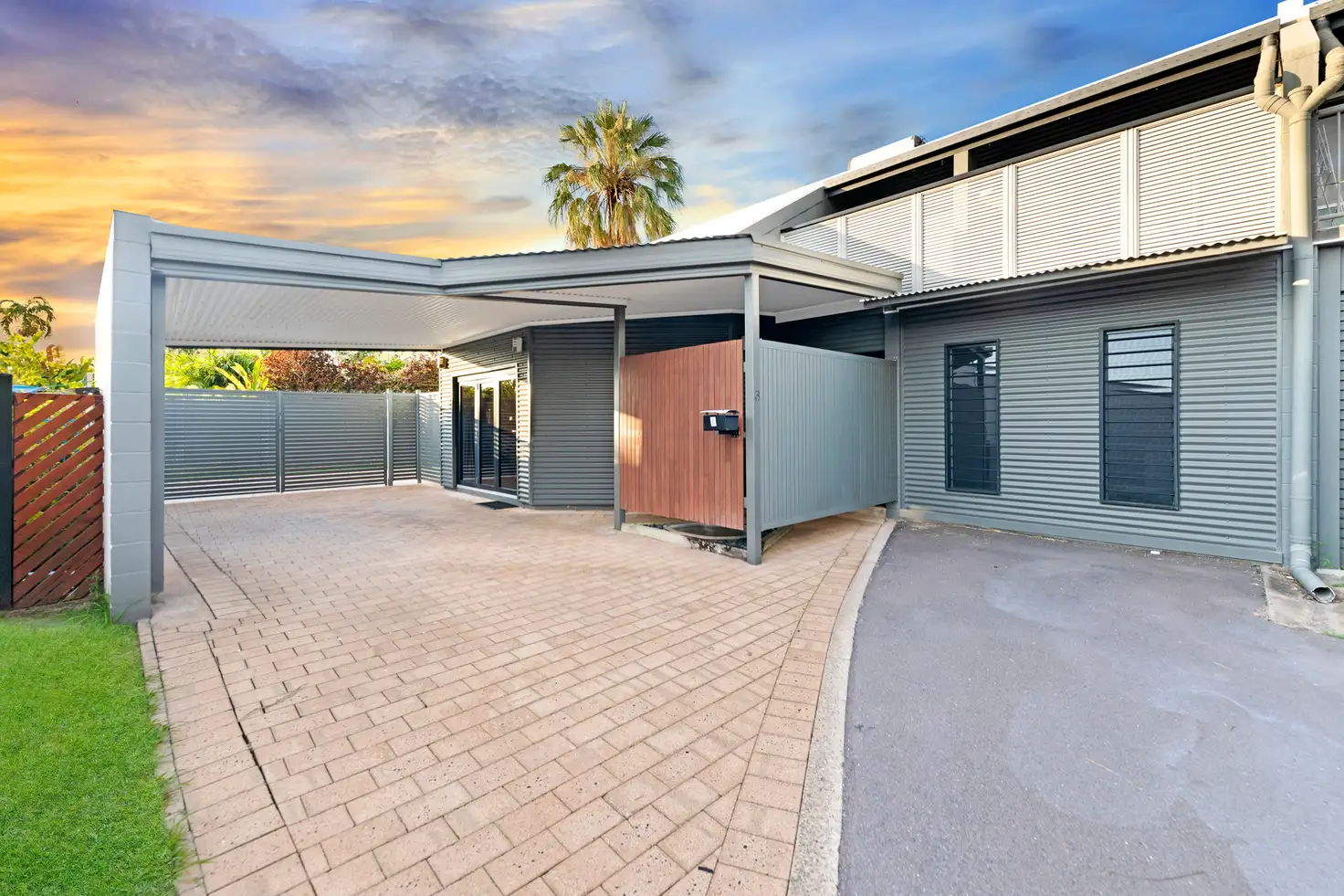 Main view of Homely townhouse listing, 3/15 Lakes Crescent, Marrara NT 812