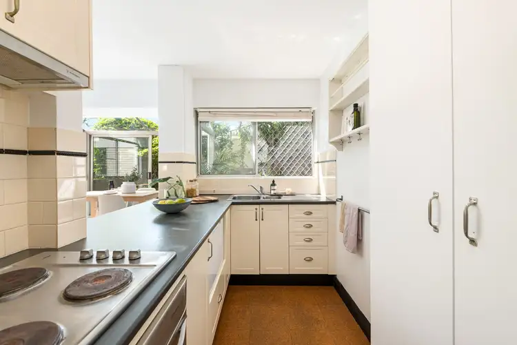 Fourth view of Homely apartment listing, 2/4 Munro Street, Mcmahons Point NSW 2060
