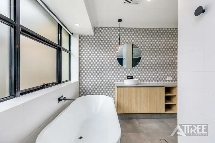 Third view of Homely house listing, 5 Sorrento Road, Piara Waters WA 6112