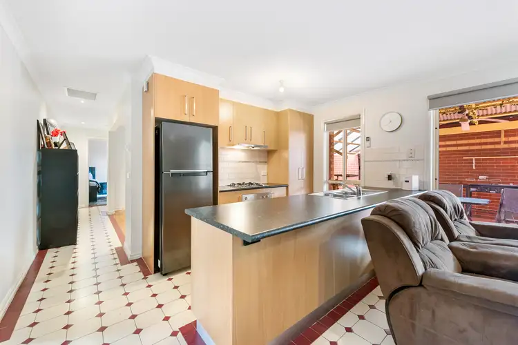 Fourth view of Homely villa listing, 2/9 Sayvel Close, Hillside VIC 3037