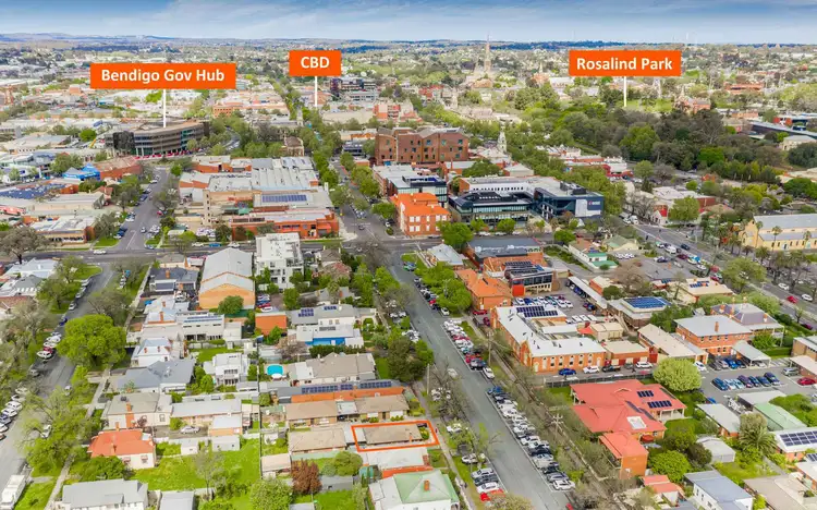 Main view of Homely unit listing, 1/117 Hargreaves Street, Bendigo VIC 3550