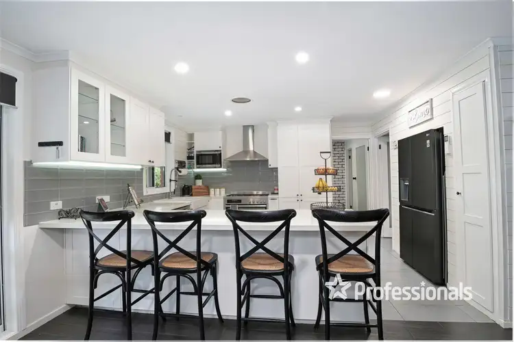 Second view of Homely house listing, 10 Thonemans Road, Hoddles Creek VIC 3139