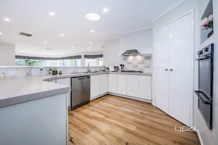 Fifth view of Homely house listing, 11 Tarquin Place, Hillside VIC 3037