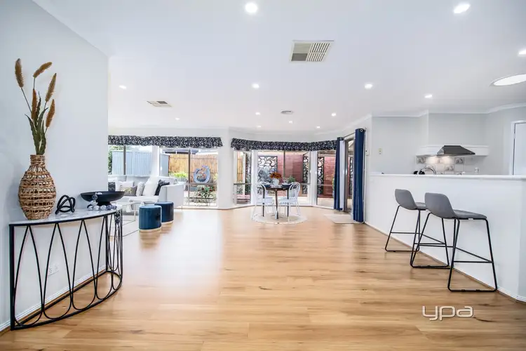 Sixth view of Homely house listing, 11 Tarquin Place, Hillside VIC 3037