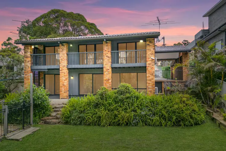 12 Wandella Avenue