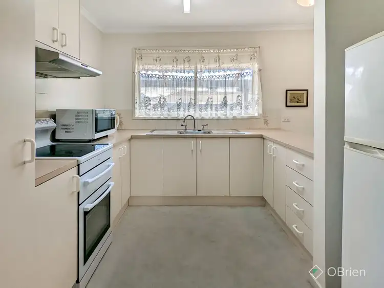 Second view of Homely unit listing, 2/152 Melrose Drive, Wodonga VIC 3690