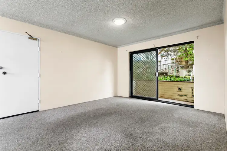 Third view of Homely apartment listing, 3/108 Beach Street, Coogee NSW 2034