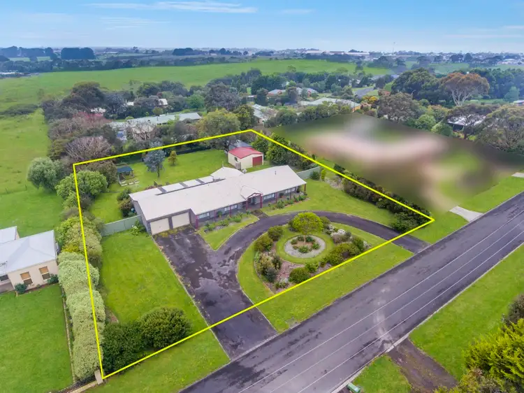 6 Burns Road, Portland VIC 3305