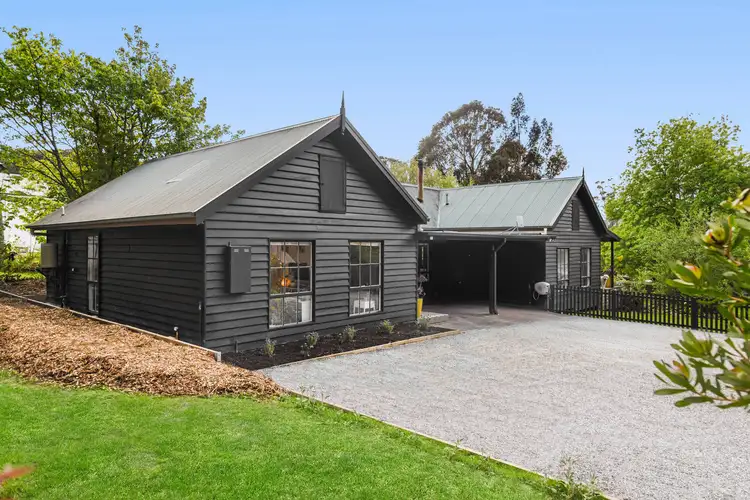 1048 Black Forest Drive, Woodend VIC 3442