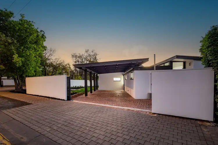28 Cambridge Terrace, Kingswood SA 5062