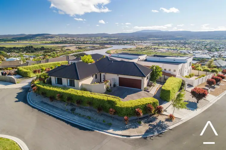 54 Lachlan Parade, Trevallyn TAS 7250