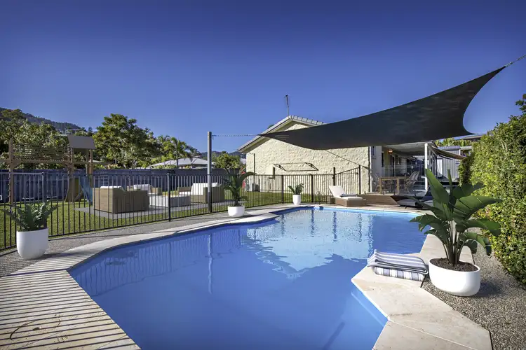 15 Banksia Court, Cannonvale QLD 4802
