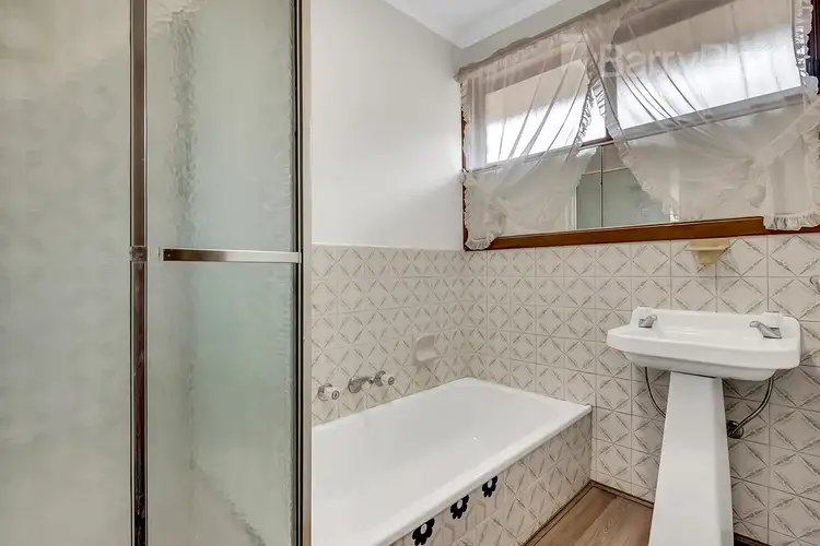 Sixth view of Homely unit listing, 1/2 Leamington Street, Reservoir VIC 3073