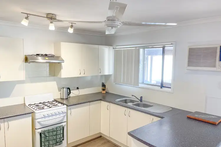 Fourth view of Homely house listing, 3 Anderson Way, Dalwallinu WA 6609