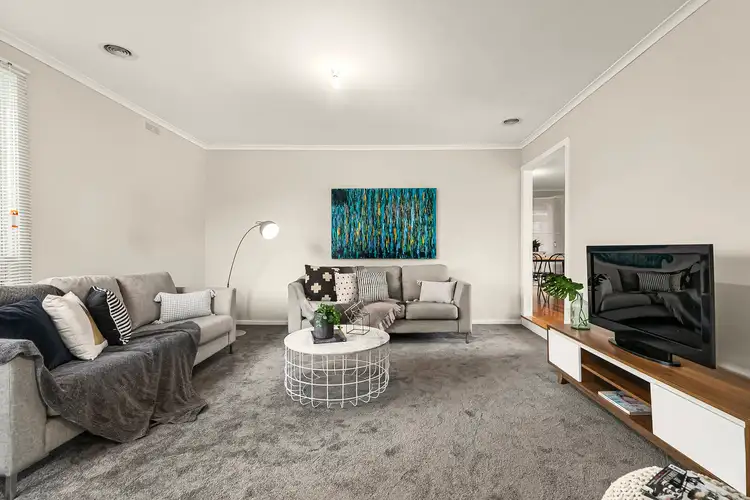 15 Bundeena Avenue