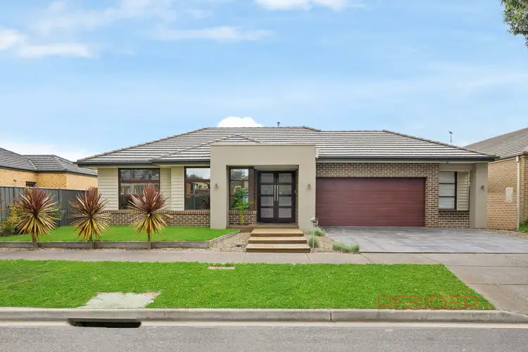 13 Riordan Crescent, Mernda VIC 3754